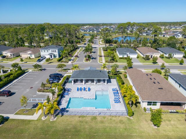 460 Veridian Circle NW, Palm Bay, FL 32907