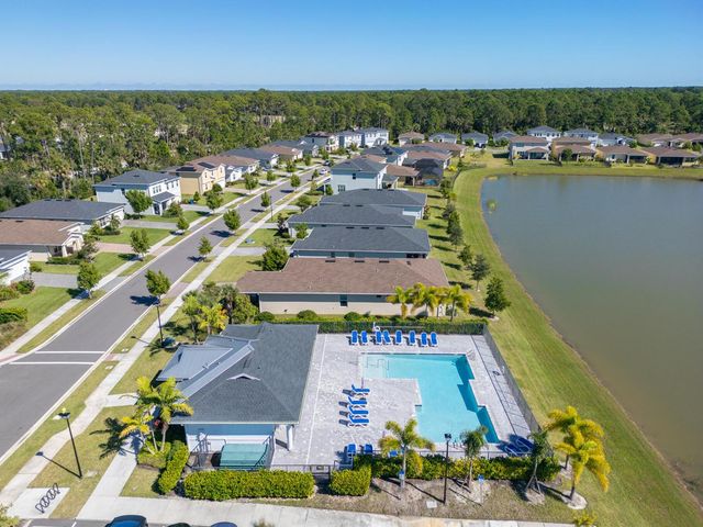 460 Veridian Circle NW, Palm Bay, FL 32907