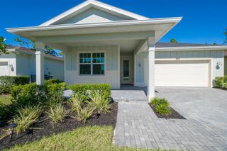 460 Veridian Circle NW, Palm Bay, FL 32907