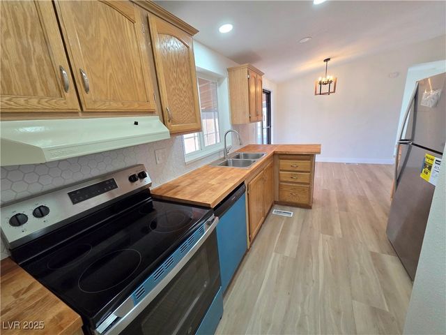 231 Jewell Drive, Pahrump, NV 89048