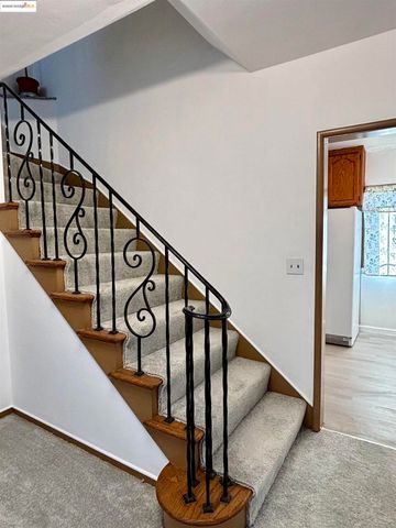 3728 Suter Street, Oakland, CA 94619