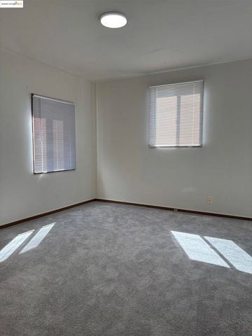 3728 Suter Street, Oakland, CA 94619