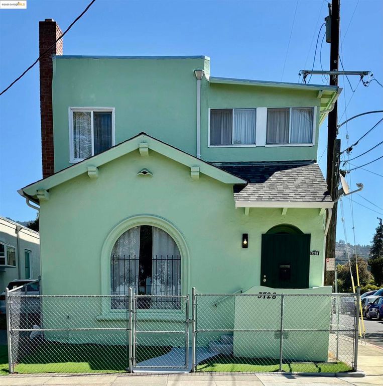 3728 Suter Street, Oakland, CA 94619