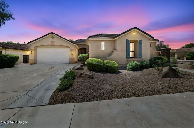 16195 W GLENROSA Avenue, Goodyear, AZ 85395