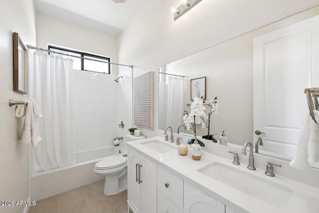 16195 W GLENROSA Avenue, Goodyear, AZ 85395