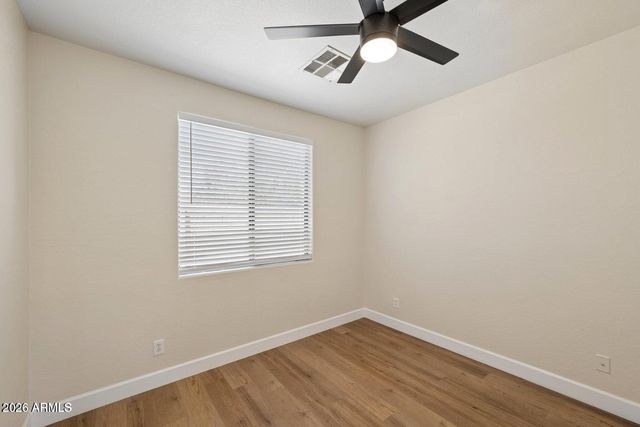 16195 W GLENROSA Avenue, Goodyear, AZ 85395