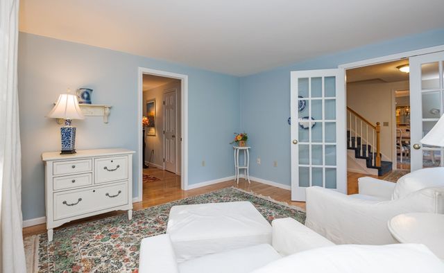11 Currier Rd, Middleton, MA 01949