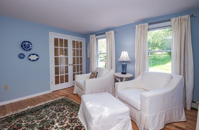 11 Currier Rd, Middleton, MA 01949