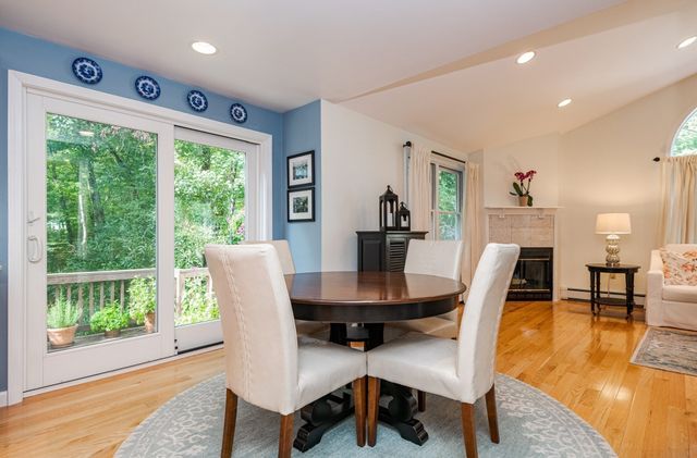 11 Currier Rd, Middleton, MA 01949