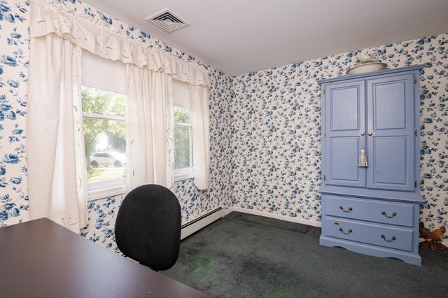 11 Currier Rd, Middleton, MA 01949