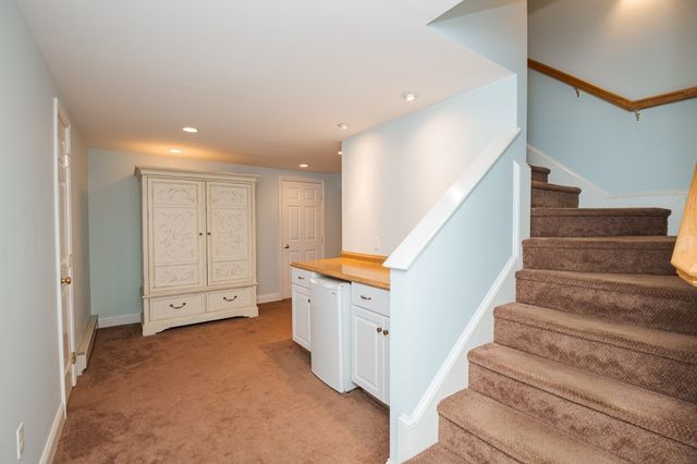 11 Currier Rd, Middleton, MA 01949