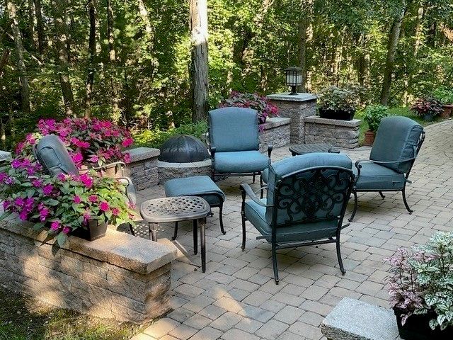 11 Currier Rd, Middleton, MA 01949