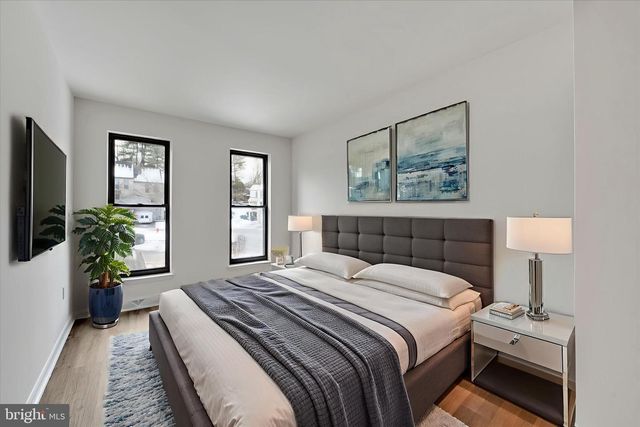 316 WINDGATE CT, Millersville, PA 17551