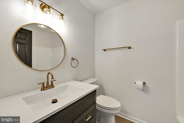 316 WINDGATE CT, Millersville, PA 17551