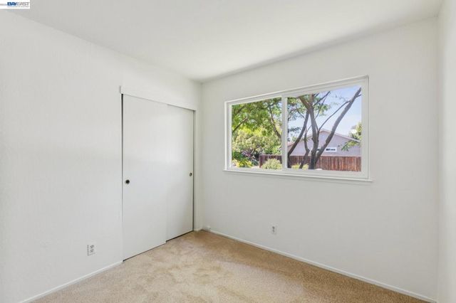 2884 Lyon Circle, Concord, CA 94518