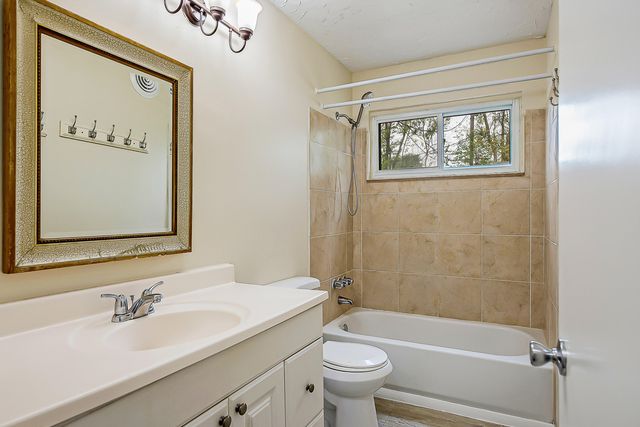 1398 Hunter Avenue, Ypsilanti Twp, MI 48198