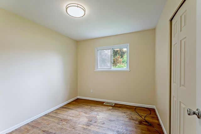 1398 Hunter Avenue, Ypsilanti Twp, MI 48198