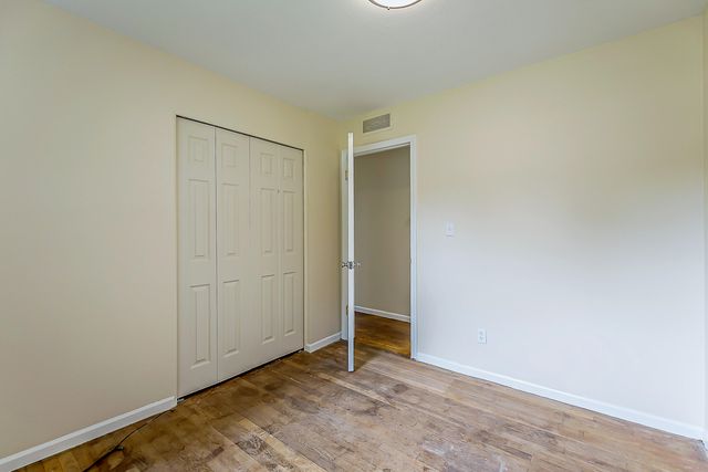 1398 Hunter Avenue, Ypsilanti Twp, MI 48198