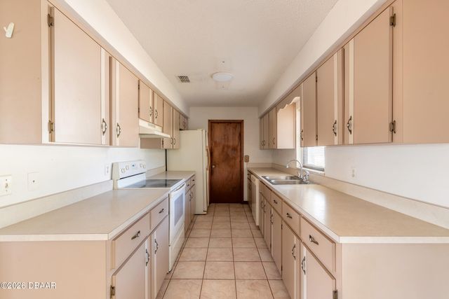 2325 Date Palm Drive, Edgewater, FL 32141