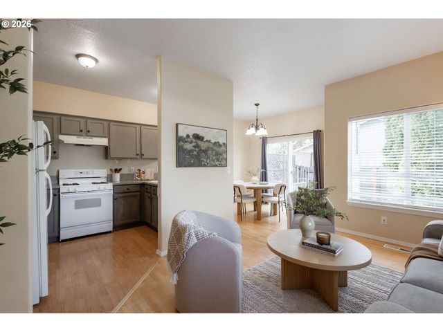 1499 Ne BIRKSHIRE Ct, Hillsboro, OR 97124