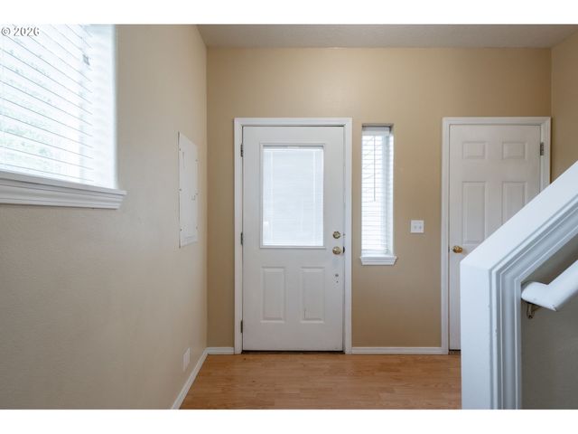 1499 Ne BIRKSHIRE Ct, Hillsboro, OR 97124