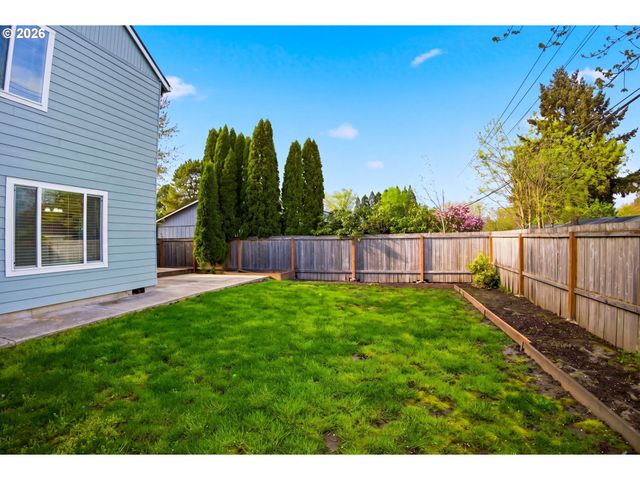 1499 Ne BIRKSHIRE Ct, Hillsboro, OR 97124