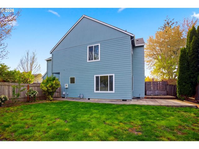 1499 Ne BIRKSHIRE Ct, Hillsboro, OR 97124