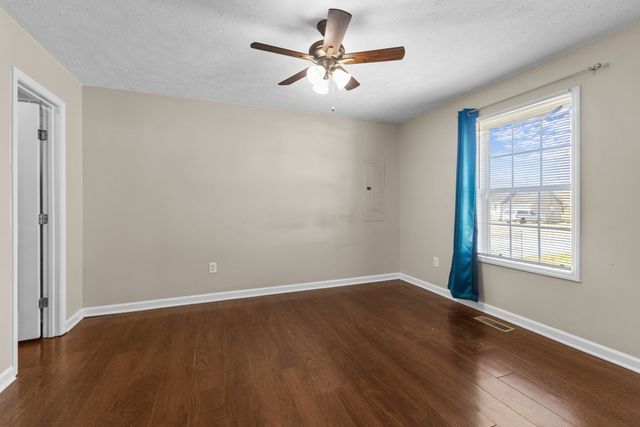 904 E Grundy St, Tullahoma, TN 37388