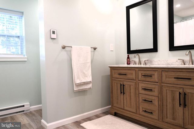 8297 MERTZTOWN RD, Alburtis, PA 18011