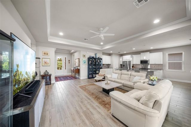 8620 SUNDANCE LOOP, Sarasota, FL 34238