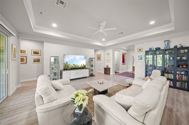 8620 SUNDANCE LOOP, Sarasota, FL 34238