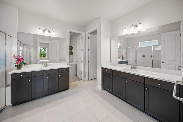 8620 SUNDANCE LOOP, Sarasota, FL 34238