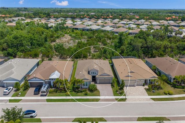 8620 SUNDANCE LOOP, Sarasota, FL 34238
