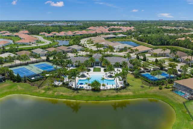 8620 SUNDANCE LOOP, Sarasota, FL 34238
