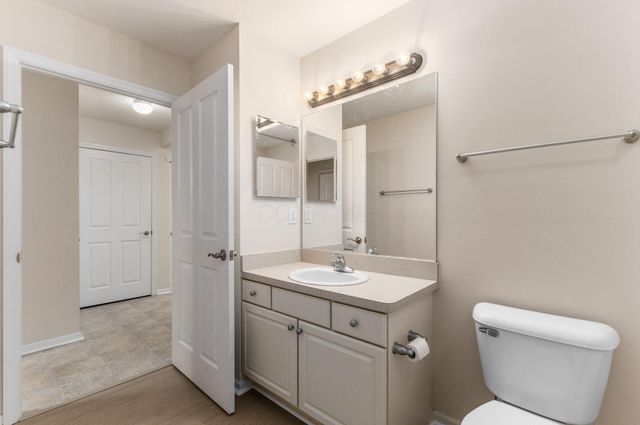 6304 Donegan Way, 22, Dublin, OH 43016