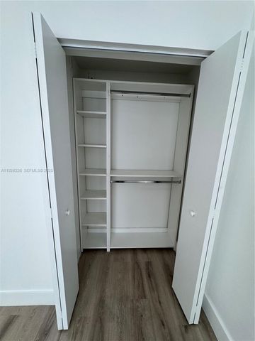 1969 NW 2nd ct 6, Miami, FL 33136