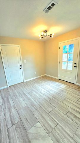 1828 S Beth Drive, Rogers, AR 72758