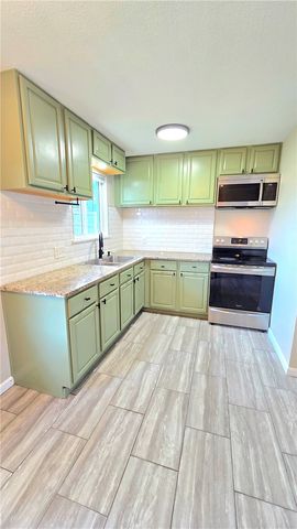 1828 S Beth Drive, Rogers, AR 72758