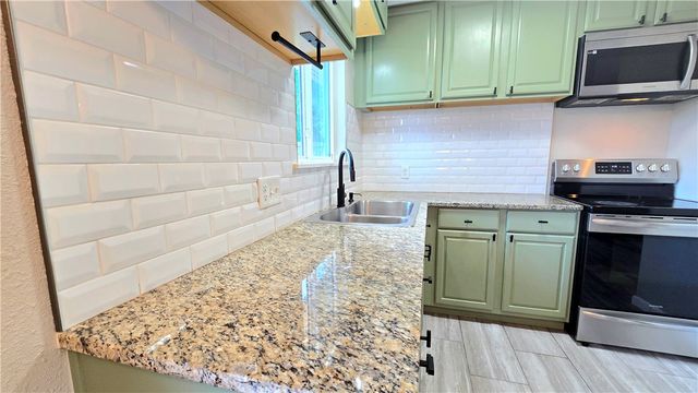 1828 S Beth Drive, Rogers, AR 72758