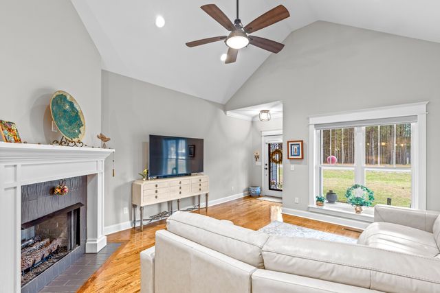 3475 Crockett Pointe Jf1-34, Jasper, TN 37347