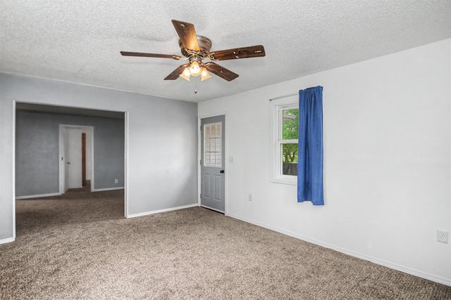 325 N Locust Street, Madrid, IA 50156