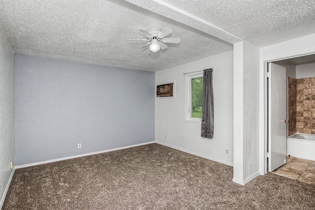 325 N Locust Street, Madrid, IA 50156