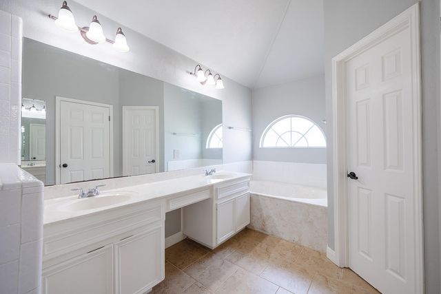 1700 Fort Grant DR, Round Rock, TX 78665