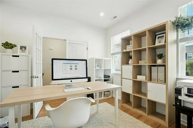 121 Meadows Landing LN, Suffolk, VA 23434