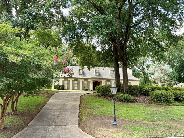 33 Creek Court, Montgomery, AL 36117