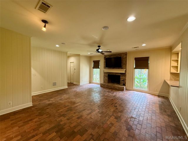 33 Creek Court, Montgomery, AL 36117