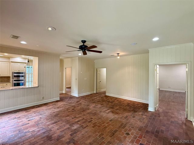 33 Creek Court, Montgomery, AL 36117