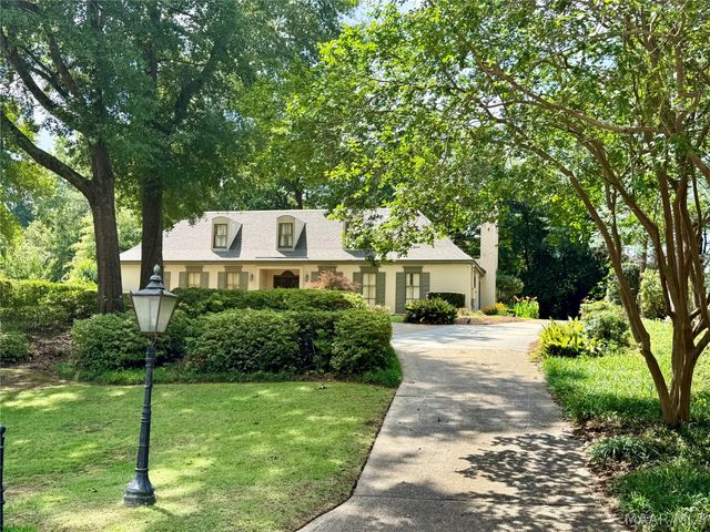 33 Creek Court, Montgomery, AL 36117