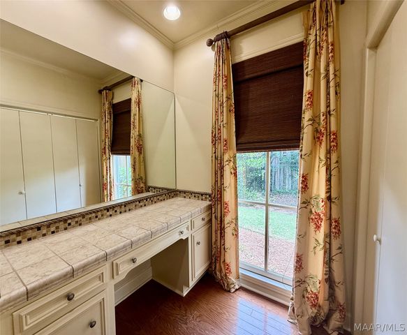 33 Creek Court, Montgomery, AL 36117