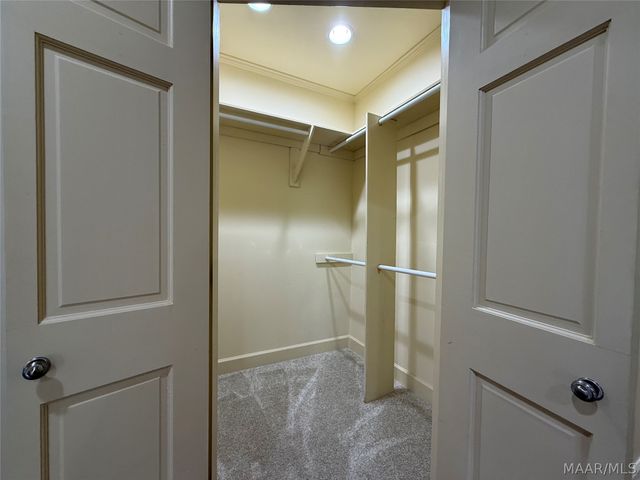 33 Creek Court, Montgomery, AL 36117